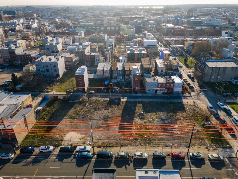 2401 N 2nd St, Philadelphia, PA à vendre - Photo du bâtiment - Image 2 de 23