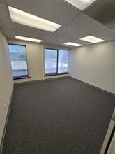 4015 Belt Line Rd, Addison, TX à louer Photo du bâtiment- Image 1 de 1