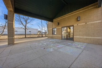 502 7th St N, Fargo, ND for lease Interior Photo- Image 2 of 16