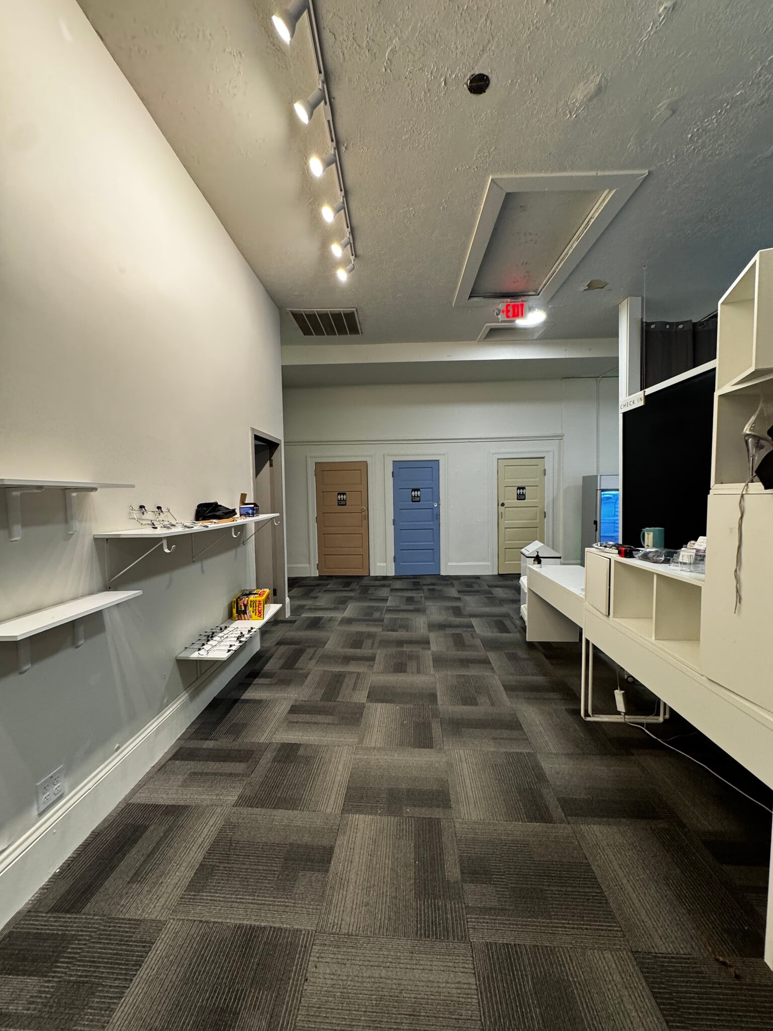 316 SW 11th Ave, Portland, OR for lease Interior Photo- Image 1 of 17