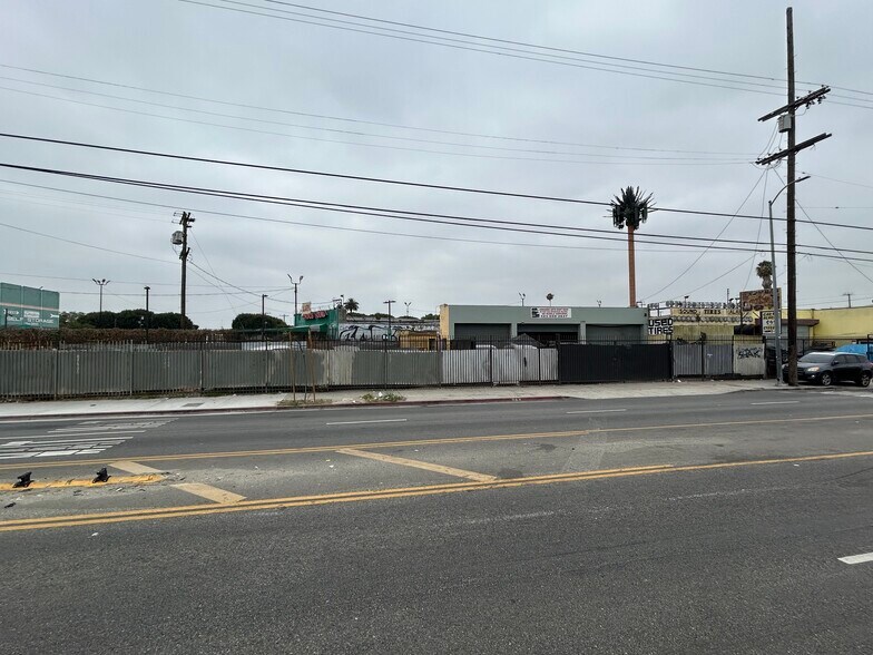 1700 W Slauson Ave, Los Angeles, CA à vendre - Photo principale - Image 1 de 6