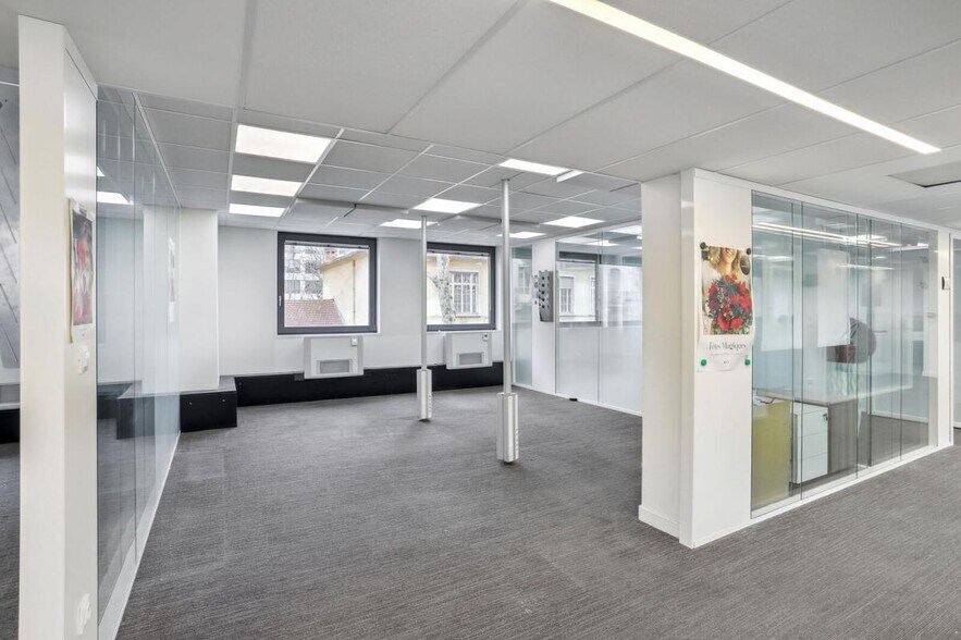 103 Avenue Maréchal De Saxe, Lyon à louer - Photo intérieure - Image 2 de 17