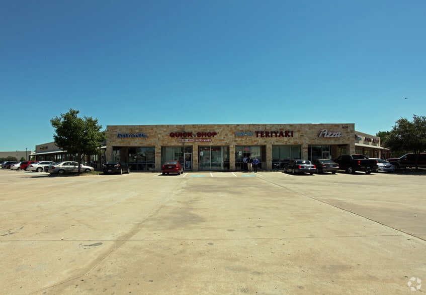 1630 Valwood Pky, Carrollton, TX for lease - Building Photo - Image 2 of 3