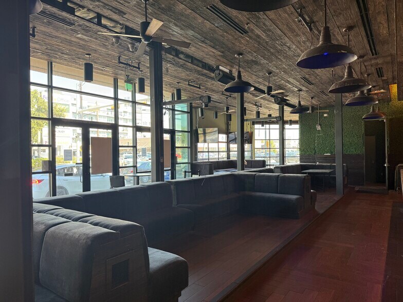 4901 Washington Ave, Houston, TX à louer - Photo intérieure - Image 2 de 7