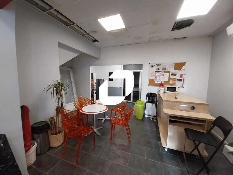 Flex in Bordeaux for lease - Building Photo - Image 3 of 16