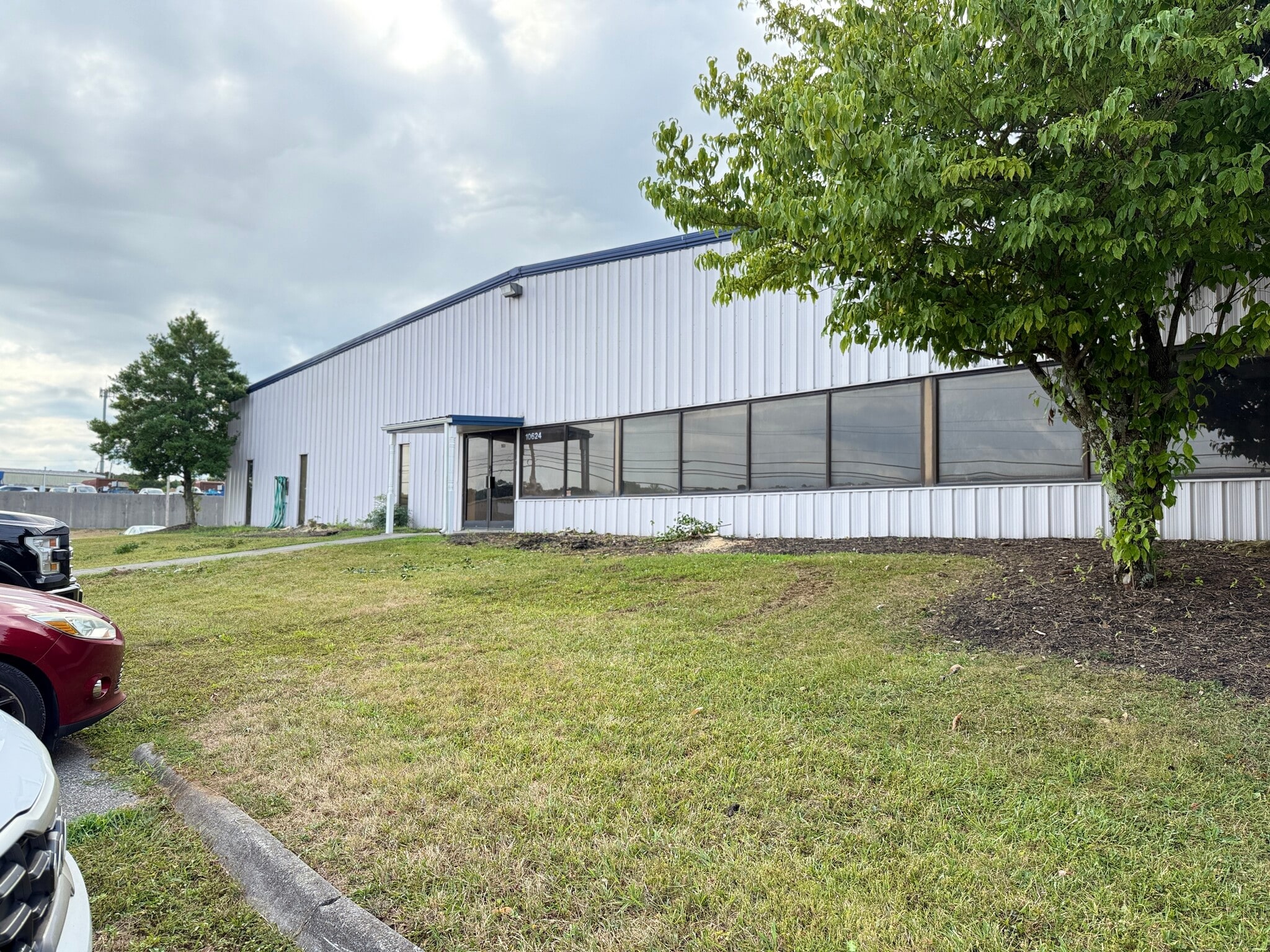 10624 Dutchtown Rd, Knoxville, TN for lease Building Photo- Image 1 of 6