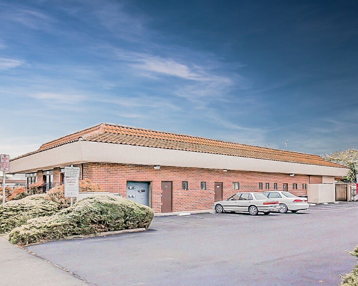 2147-2159 N Texas St, Fairfield, CA for lease - Building Photo - Image 2 of 46