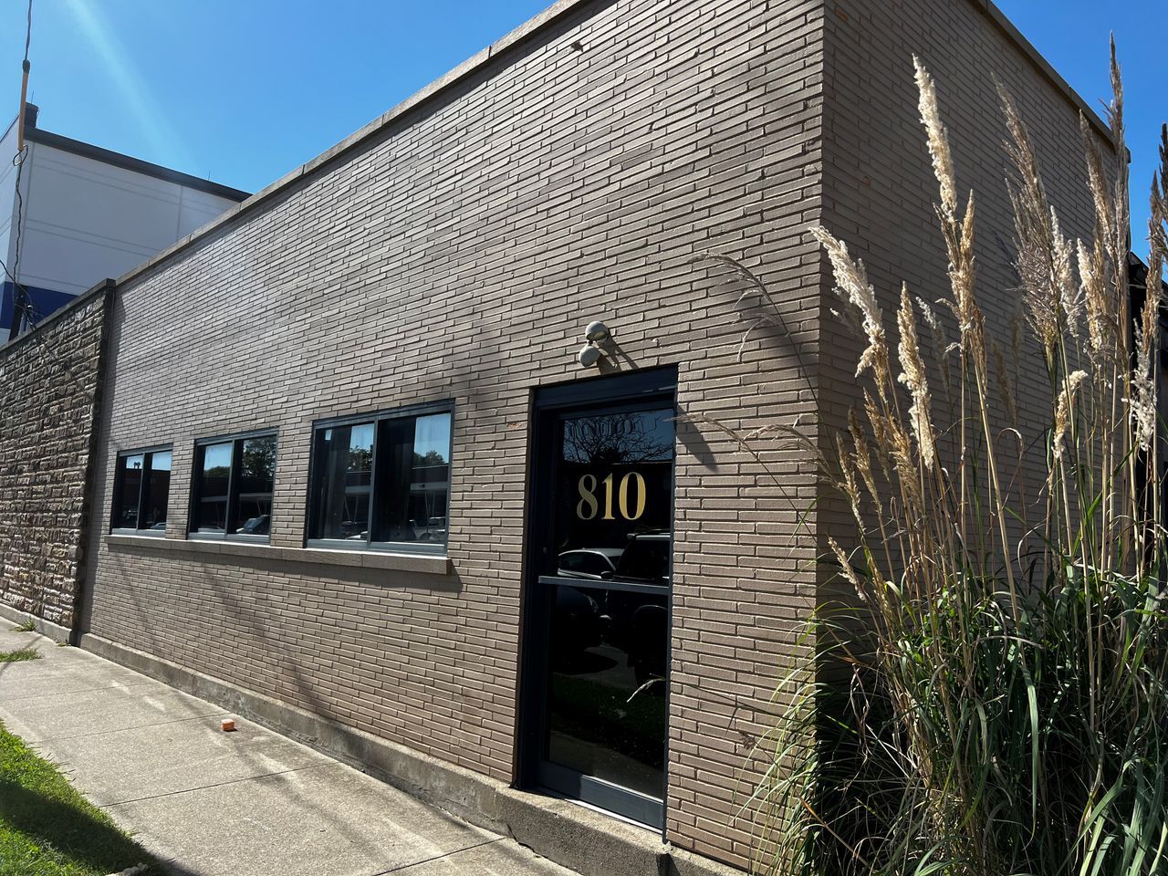 810 S Seventh St, Louisville, KY for lease Building Photo- Image 1 of 6