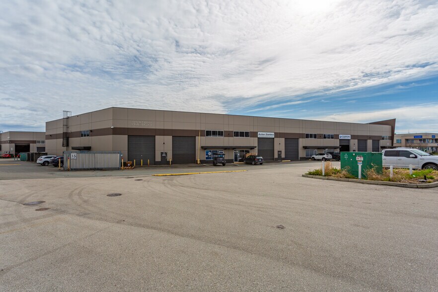 30553 Great Northern Ave, Abbotsford, BC à vendre - Photo principale - Image 1 de 11