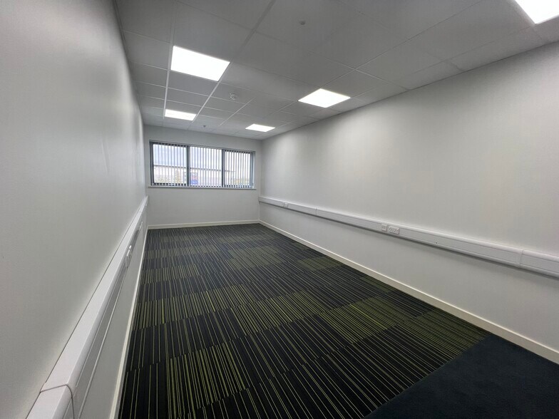 Weighbridge Rd, Shirebrook for lease - Interior Photo - Image 2 of 2