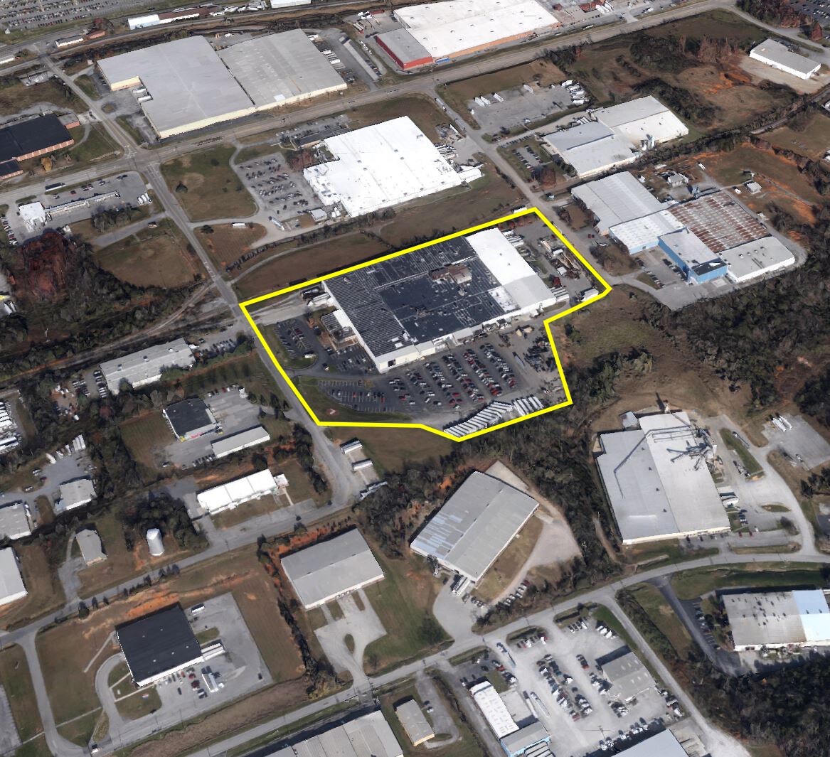 325 Industrial Ave, Morristown, TN for lease Primary Photo- Image 1 of 19