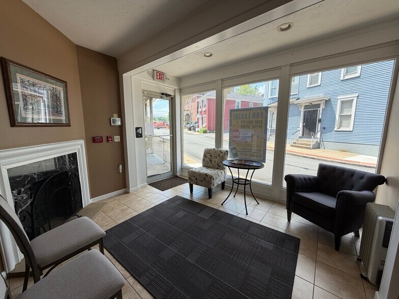 435-437 S Maple Ave, Greensburg, PA à vendre - Photo du bâtiment - Image 3 de 16