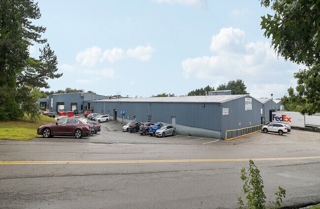 Plus de détails pour 229-239 Neck Rd, Haverhill, MA - Bureau/Médical, Local d'activités à louer