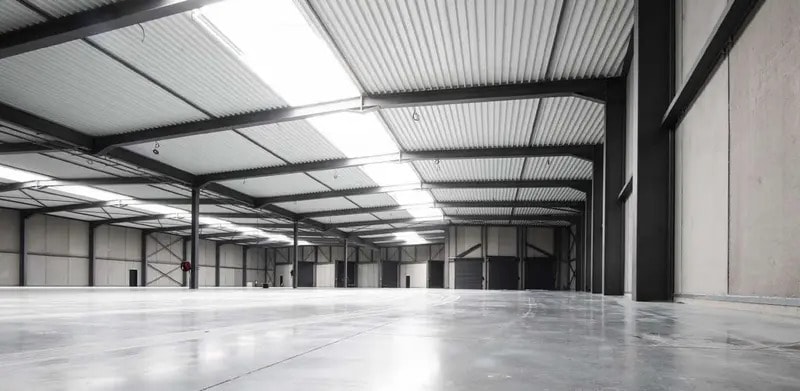 Industrial in Le Mesnil-Amelot for lease Building Photo- Image 1 of 7
