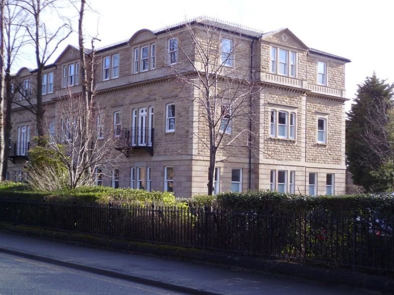 North Park Rd, Harrogate à louer - Photo du bâtiment - Image 2 de 3