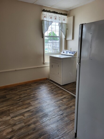 2 S Main St, Norfolk, NY à vendre - Photo du bâtiment - Image 2 de 19