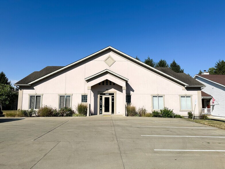 2609 Montega Dr, Springfield, IL for lease - Building Photo - Image 1 of 1