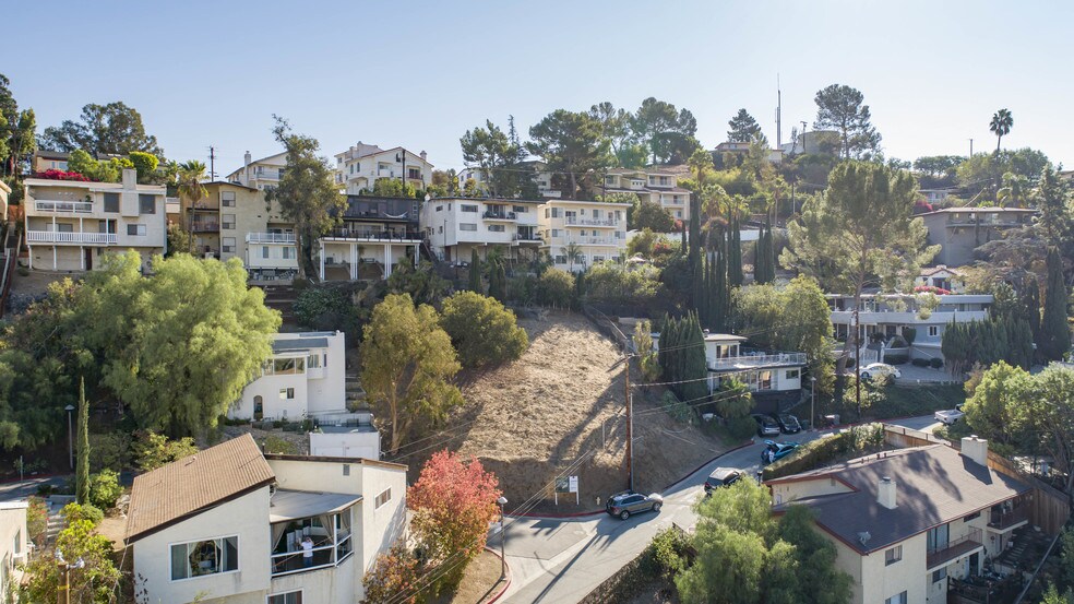 1400 Marion Dr, Glendale, CA à vendre - Autre - Image 3 de 6