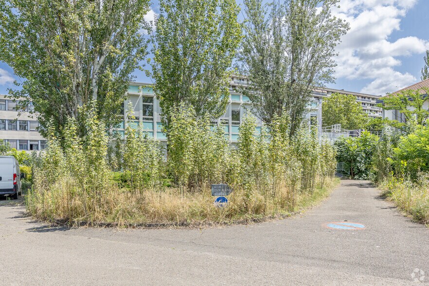 9 Rue Denis, Lyon à vendre - Photo du bâtiment - Image 2 de 2