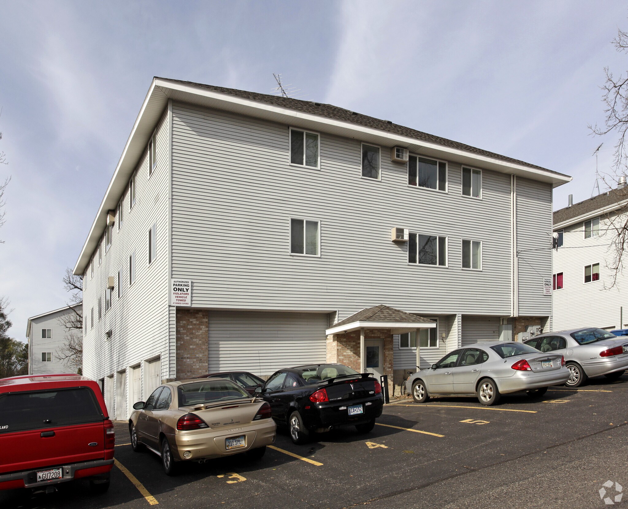 1020 6th Ave S, Saint Cloud, MN à vendre Photo principale- Image 1 de 46