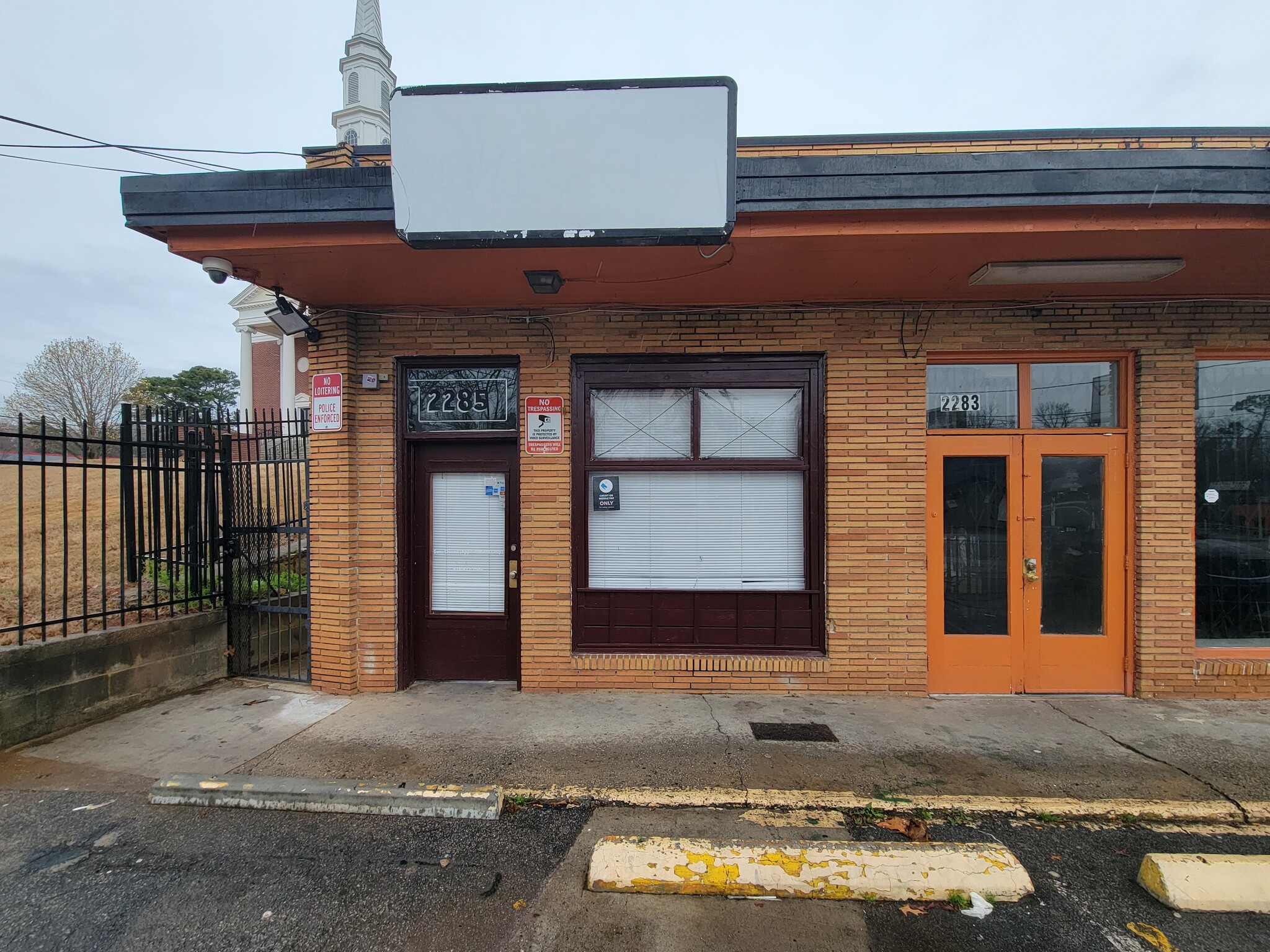 2285 Cascade Rd SW, Atlanta, GA for lease Building Photo- Image 1 of 12