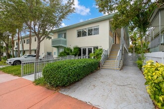 1214 Alton Rd, Miami Beach, FL à louer Photo du bâtiment- Image 2 de 55
