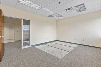 1845 Midpark Rd, Knoxville, TN for lease Interior Photo- Image 2 of 16