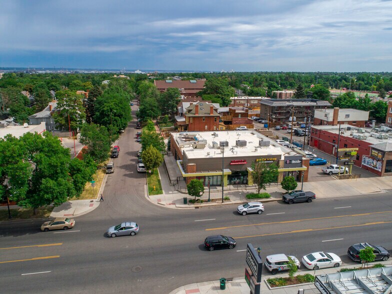 2205-2209 E Colfax Ave, Denver, CO à louer - Photo du bâtiment - Image 3 de 5
