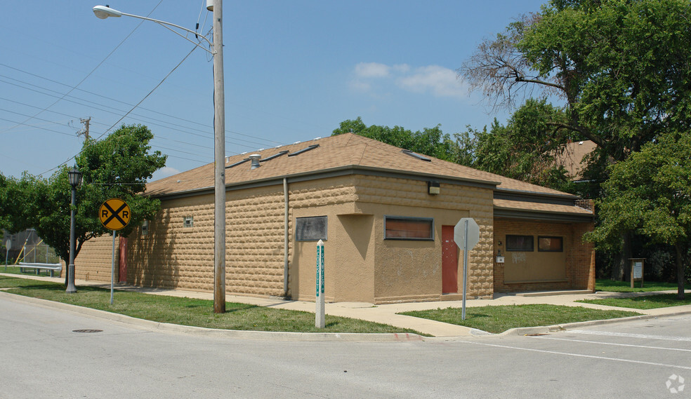 248 Sawyer Ave, La Grange, IL for sale - Primary Photo - Image 1 of 7