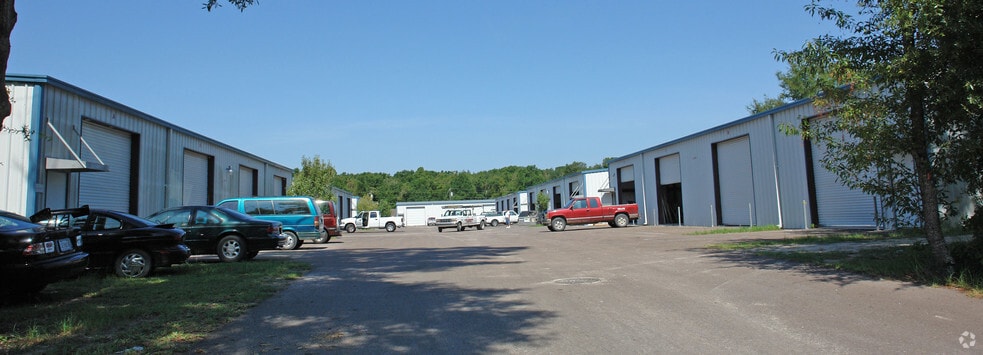 100 SW 266th St, Newberry, FL à louer - Photo du bâtiment - Image 3 de 4