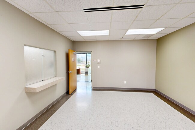 Plus de détails pour 331 Salem Pl, Fairview Heights, IL - Bureau, Bureau/Médical à louer