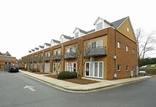 More details for 452 S Main St, Davidson, NC - Office for Sale