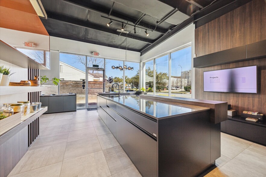 2226 Richmond Ave, Houston, TX for sale - Interior Photo - Image 3 of 10