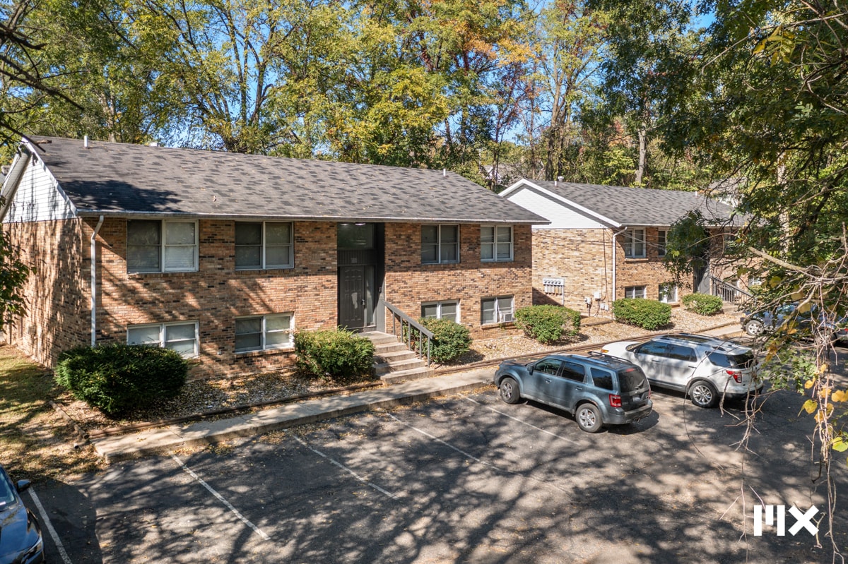 118-130 S Clarendon St, Kalamazoo, MI for sale Building Photo- Image 1 of 23