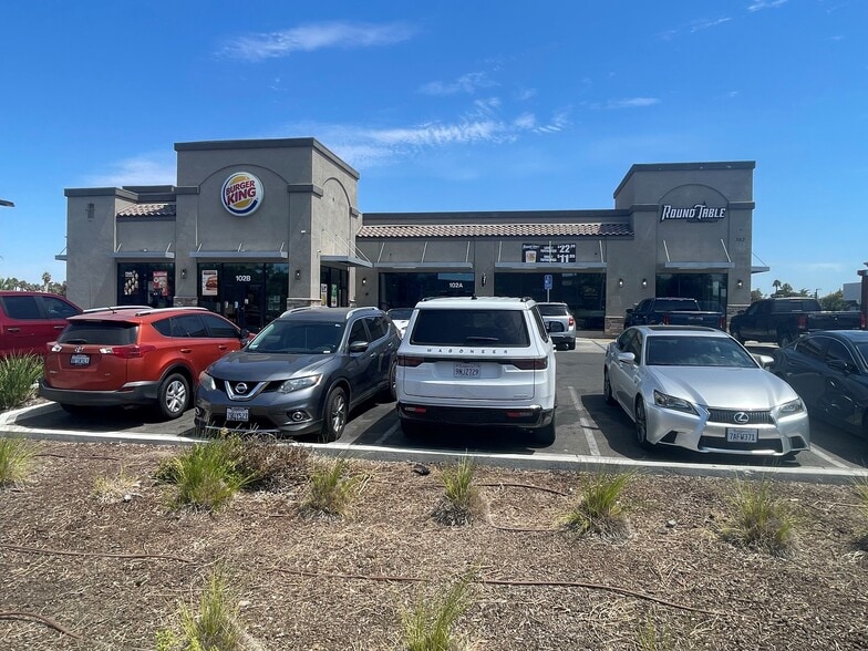 102 Ward Ave, Patterson, CA à vendre - Photo du bâtiment - Image 2 de 7