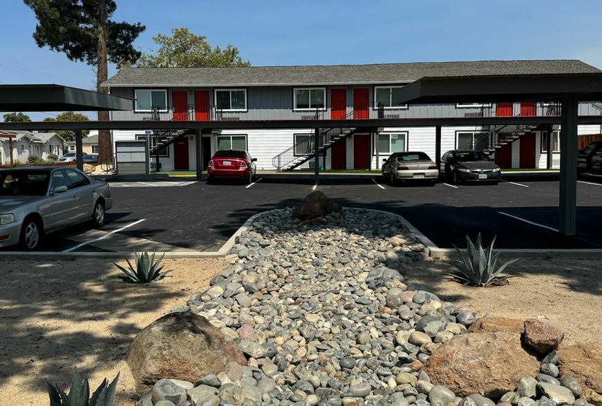 679 Kiley Ave, Yuba City, CA for sale - Building Photo - Image 2 of 7