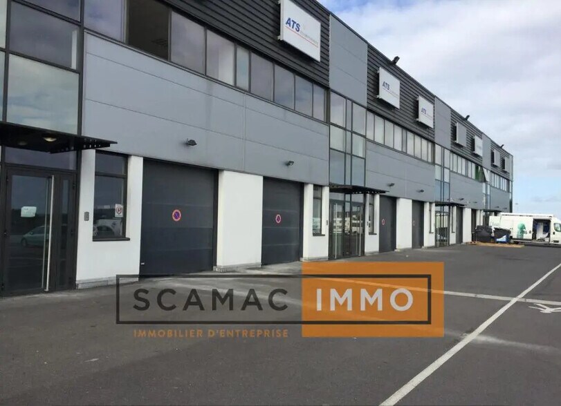 Industrial in Saint-Denis for lease - Building Photo - Image 3 of 3