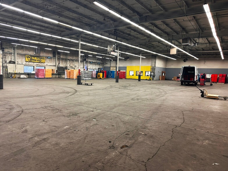 6420 S Air Depot Blvd, Oklahoma City, OK for lease - Interior Photo - Image 2 of 13