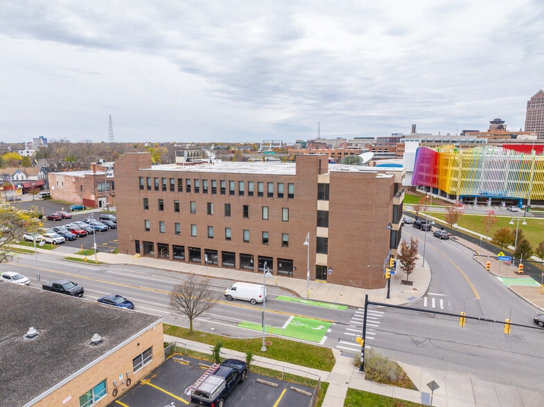 109 S Union St, Rochester, NY for sale - Building Photo - Image 3 of 37