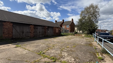 106 Oversetts Rd, Swadlincote for lease Building Photo- Image 1 of 3