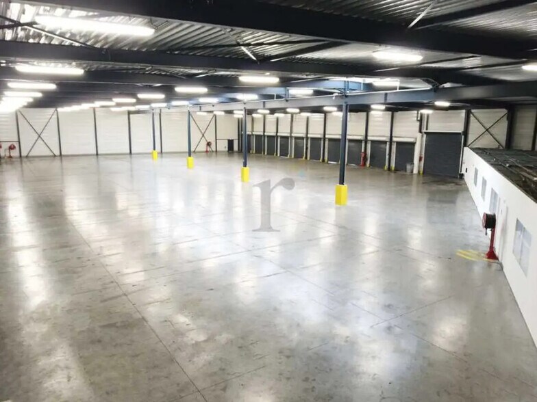 Industrial in Roncq for lease - Interior Photo - Image 3 of 5