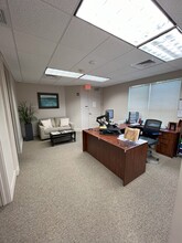 2080 W Indiantown Rd, Jupiter, FL for lease Interior Photo- Image 2 of 5