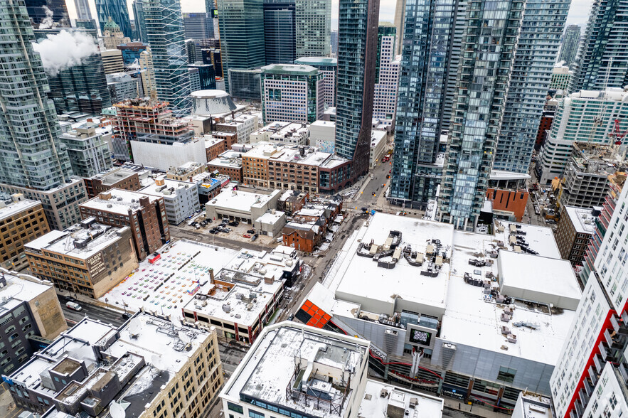 109-129 John St, Toronto, ON à louer - Aérien - Image 3 de 4