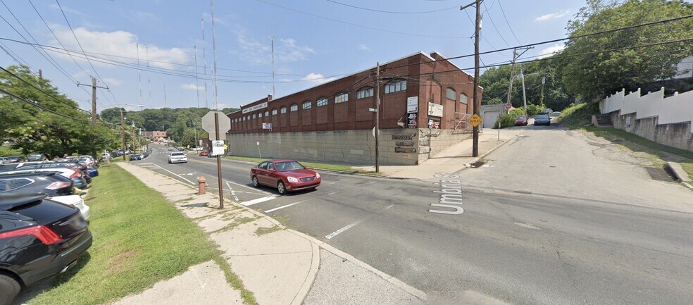 4889 Umbria St, Philadelphia, PA à vendre - Photo du bâtiment - Image 2 de 15