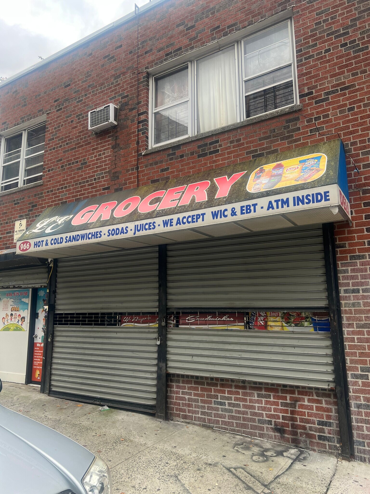 966 Woodmansten Pl, Bronx, NY for lease Primary Photo- Image 1 of 2
