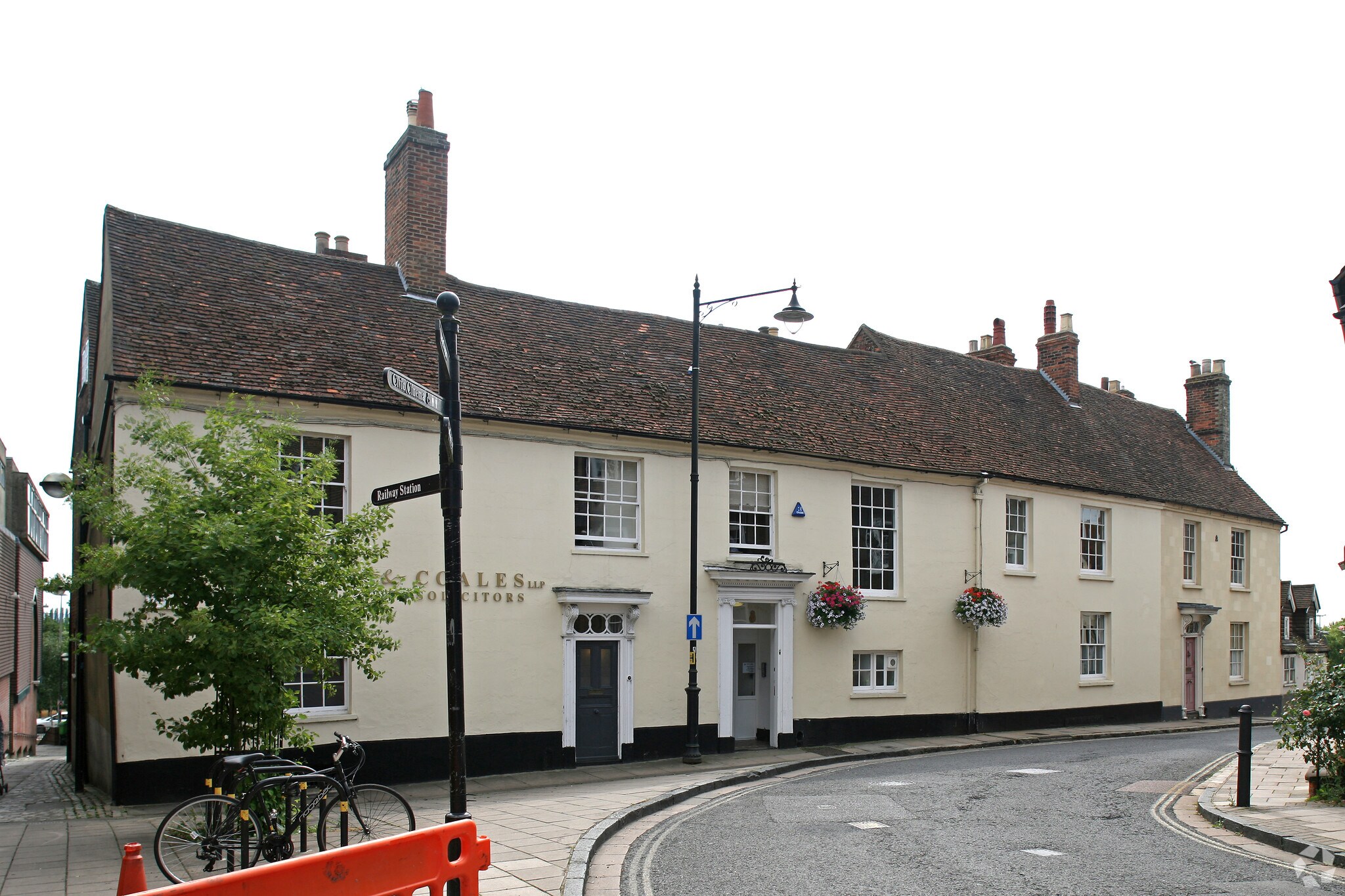 Rickfords Hl, Aylesbury for sale Building Photo- Image 1 of 1