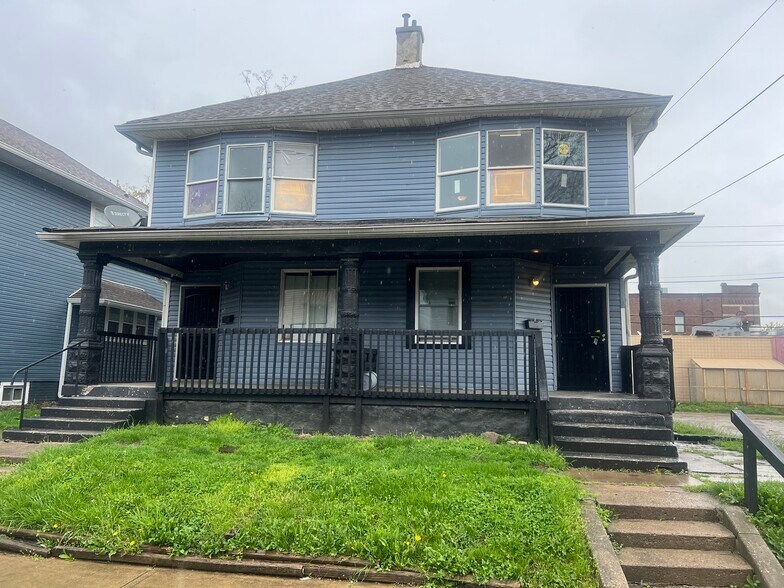 19-21 Hendricks Pl, Indianapolis, IN à vendre - Photo du bâtiment - Image 2 de 8