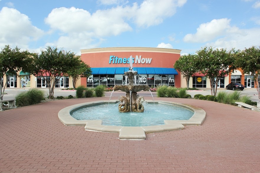 6801 Rufe Snow Dr, Watauga, TX for lease - Building Photo - Image 2 of 27