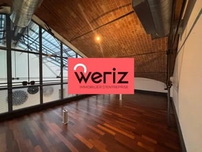 Place De La Joliette, Marseille for lease Interior Photo- Image 2 of 3