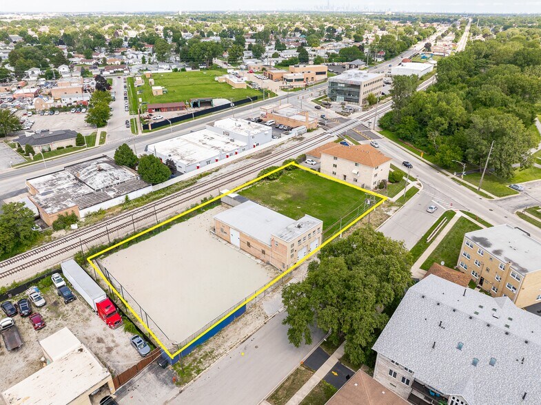 4520 Rumsey Ave, Oak Lawn, IL à vendre - Photo du bâtiment - Image 2 de 21